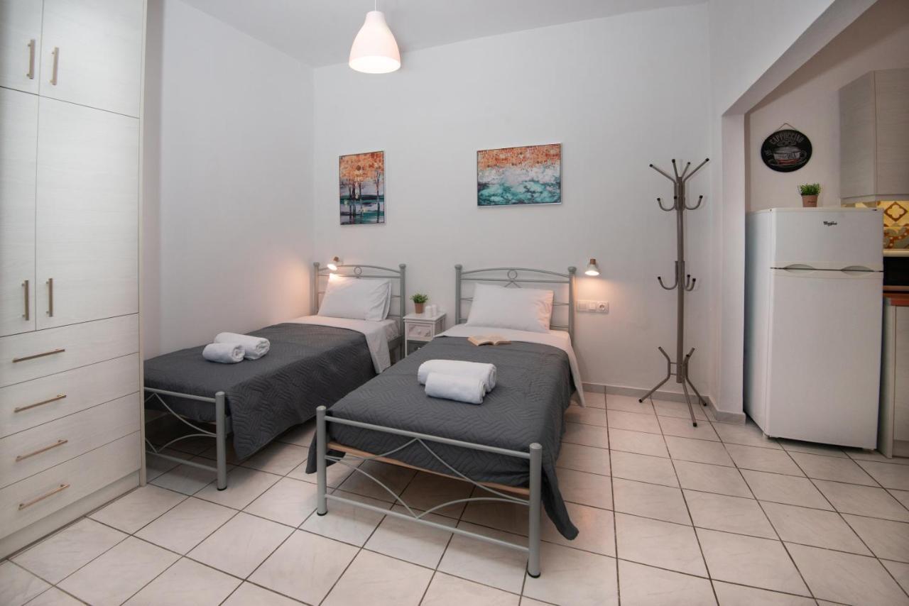 Salty Alley Seaside Apartment Rethymno  Exterior photo